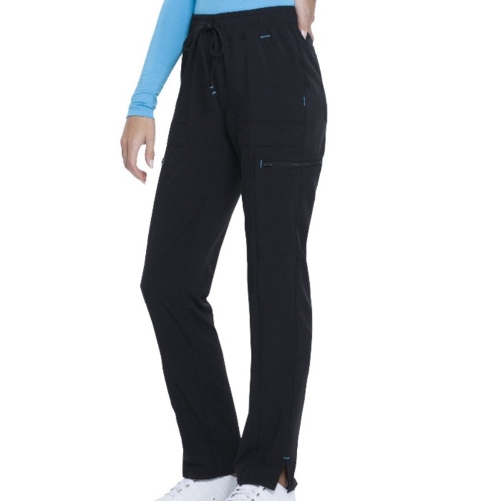 2 pairs of ScrubStar Scrub Pants